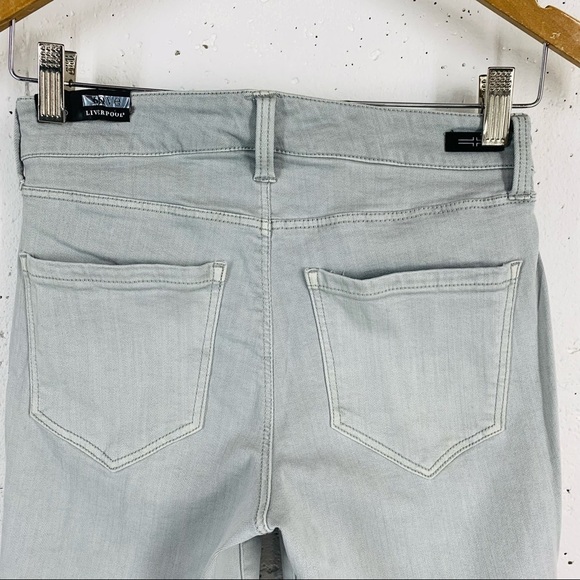 Liverpool size 0 / 25 The Walking Fossil Gray Stretch Jean Shorts NEW - Picture 6 of 12